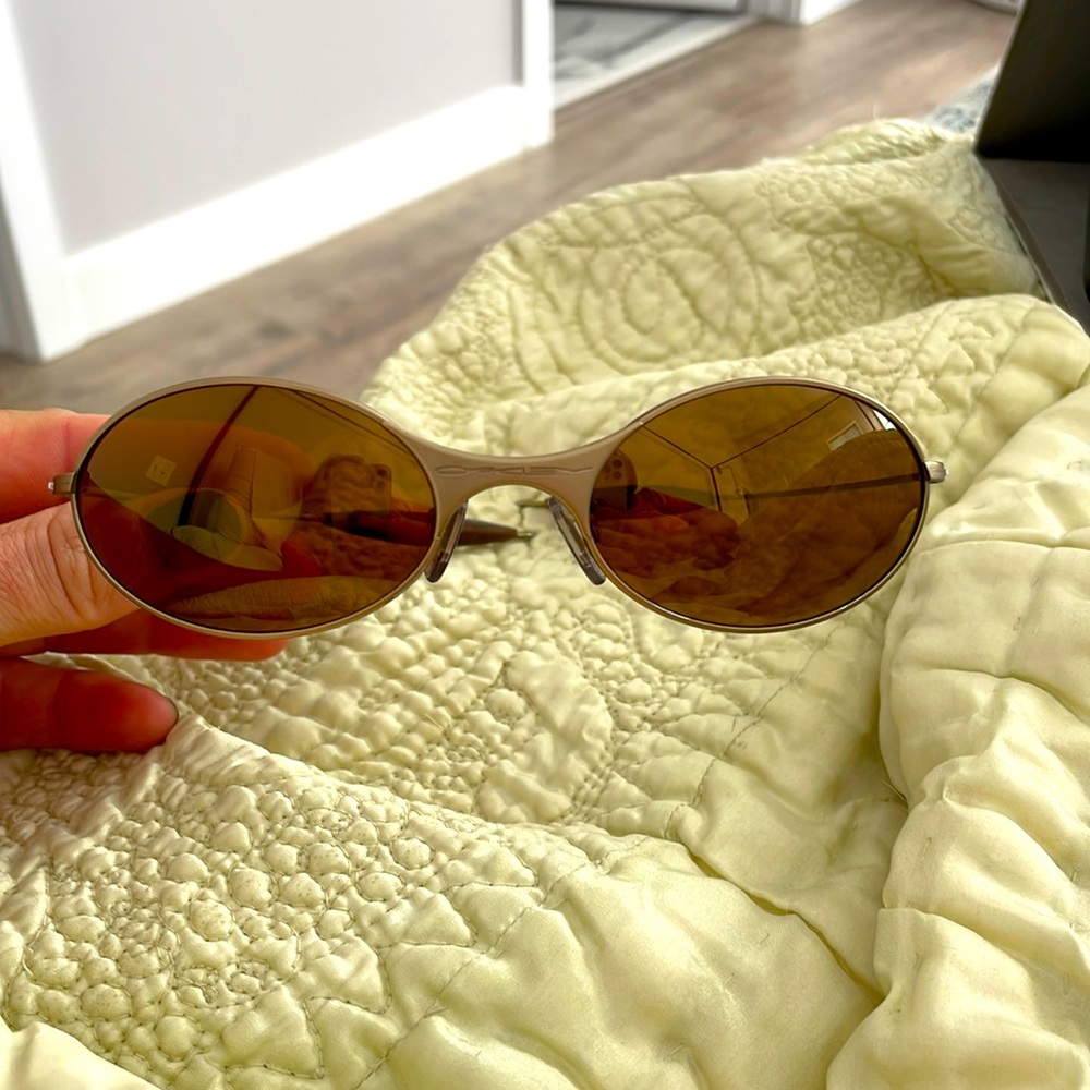 oakley sunglasses